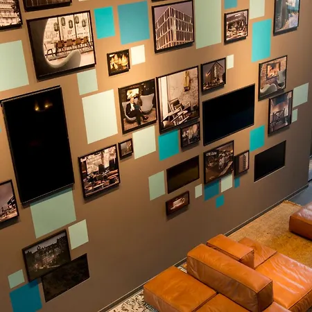 Motel One Muenchen-Campus Hotell