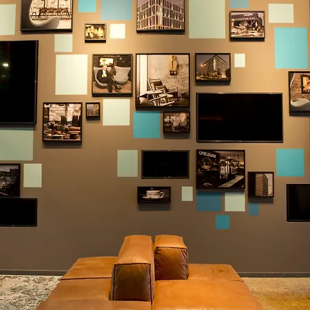 Motel One Muenchen-Campus 3*