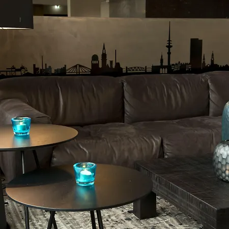 One Muenchen-campus Hotel 3*
