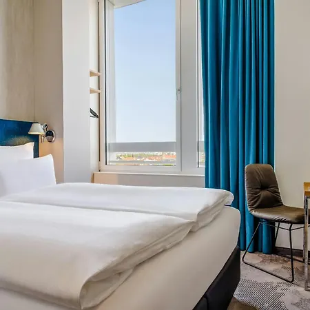 Motel One Muenchen-Campus 3* Munich