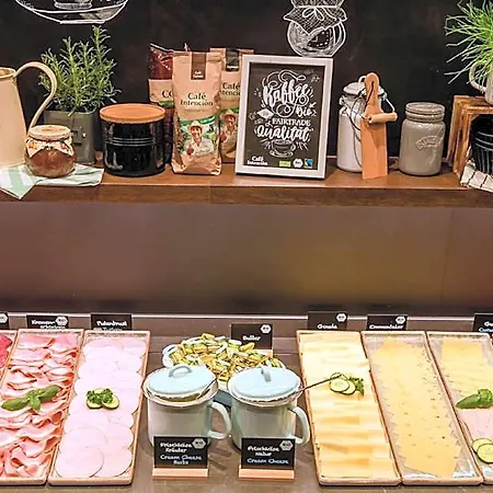 One Muenchen-campus 호텔 3*