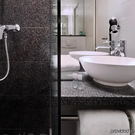 Hotell Motel One Muenchen-Campus München