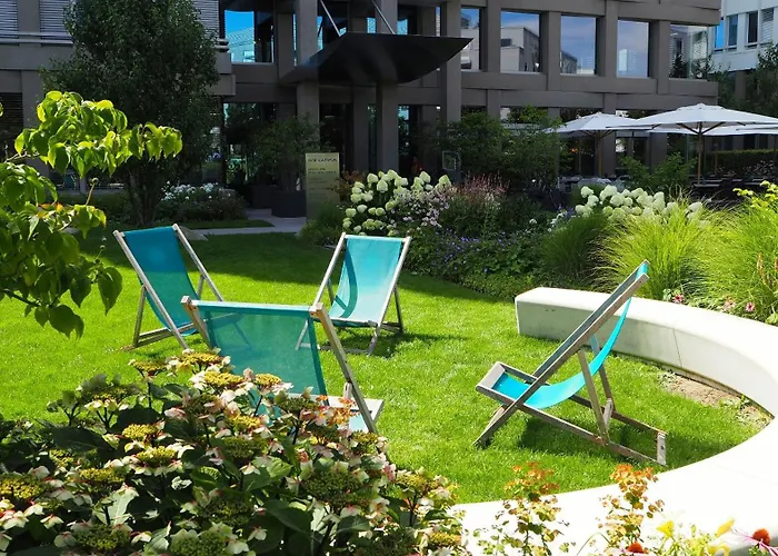 One Muenchen-campus Отель 3*